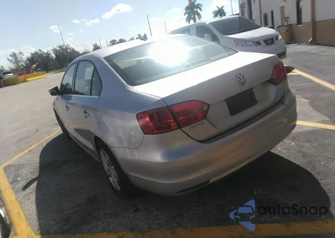 2013 Volkswagen Jetta 2.0L Tdi из США, поврежденный, VIN 3VWLL7AJ0DM385077